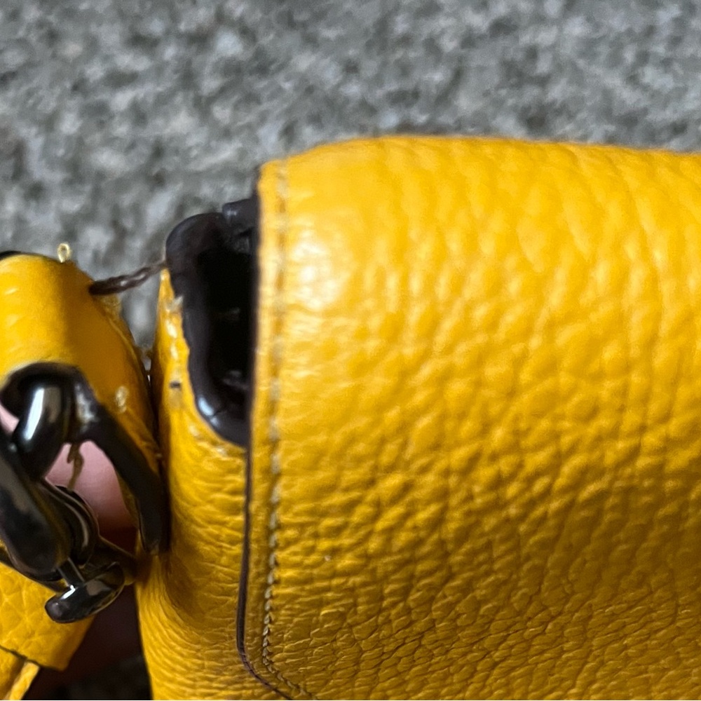 Coach crossbody pebbled leather purse - Picture 4 of 10